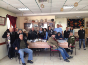 بالصور: لجنة طلاب مدرسة أجيال الثانوية بيافا في زيارة لبيت المسنين